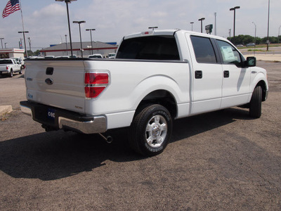 ford f 150 2012 white xlt flex fuel 8 cylinders 2 wheel drive automatic 78861