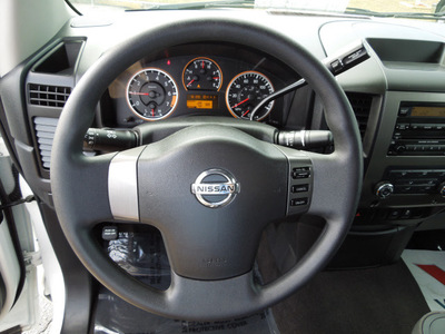 nissan titan 2012 white sv gasoline 8 cylinders 2 wheel drive automatic 34474