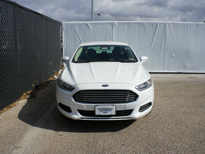 ford fusion 2013 white sedan se 4 cylinders front wheel drive automatic 75235