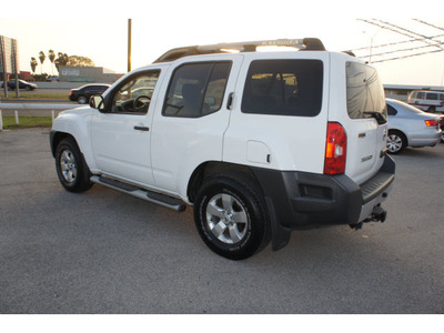 nissan xterra 2010 white suv gasoline 6 cylinders 2 wheel drive automatic 78521
