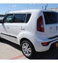 kia soul 2013 clear white wagon audio upgrade gasoline 4 cylinders front wheel drive 6 speed automatic 77375