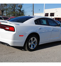 dodge charger 2013 off white sedan se gasoline 6 cylinders rear wheel drive automatic 77017