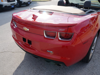 chevrolet camaro 2011 red ss gasoline 8 cylinders rear wheel drive automatic 76206