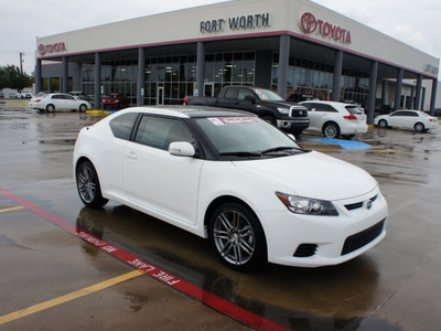 scion tc 2012 white coupe gasoline 4 cylinders front wheel drive automatic 76116