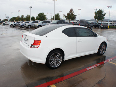 scion tc 2012 white coupe gasoline 4 cylinders front wheel drive automatic 76116