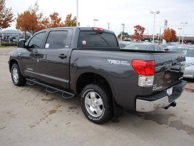 toyota tundra 2012 gray grade flex fuel 8 cylinders 4 wheel drive automatic 76116