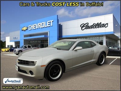 chevrolet camaro 2011 silver coupe ls gasoline 6 cylinders rear wheel drive standard 55313