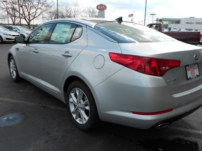 kia optima 2013 silver sedan ex gasoline 4 cylinders front wheel drive 6 speed automatic 43228