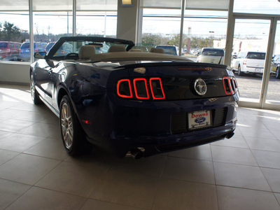 ford mustang 2013 dp impact blue v6 premium gasoline 6 cylinders rear wheel drive automatic 08753