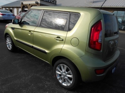 kia soul 2013 green wagon gasoline 4 cylinders front wheel drive not specified 43228