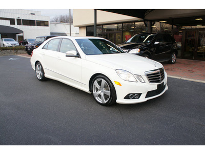 mercedes benz e class 2010 white sedan e350 4matic sport nav gasoline 6 cylinders all whee drive 7 speed 07755