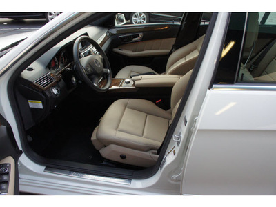 mercedes benz e class 2010 white sedan e350 4matic sport nav gasoline 6 cylinders all whee drive 7 speed 07755