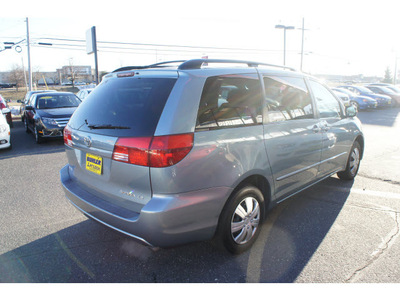 toyota sienna 2005 blue mirage van le 7 passenger gasoline 6 cylinders front wheel drive automatic 07724