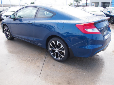 honda civic 2013 blue coupe si gasoline 4 cylinders front wheel drive 6 speed manual 77065