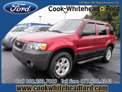 ford escape 2006 dk  red suv xlt gasoline 6 cylinders front wheel drive automatic 32401
