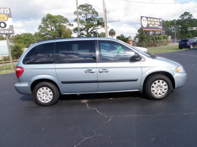 chrysler town and country 2005 lt  blue van gasoline 6 cylinders front wheel drive automatic 32401