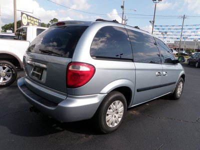 chrysler town and country 2005 lt  blue van gasoline 6 cylinders front wheel drive automatic 32401