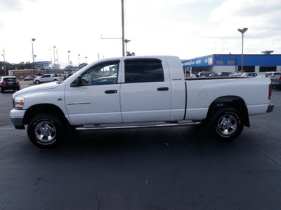 dodge ram 2500 2006 white slt diesel 6 cylinders 4 wheel drive automatic 32401