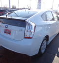 toyota prius 2010 white ii hybrid 4 cylinders front wheel drive automatic 45342