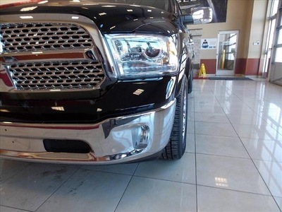 ram 1500 2013 laramie gasoline 8 cylinders 4 wheel drive 6 speed automatic 60915