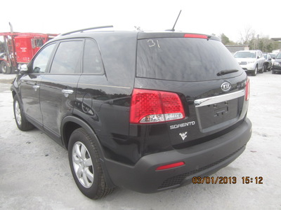 kia sorento base