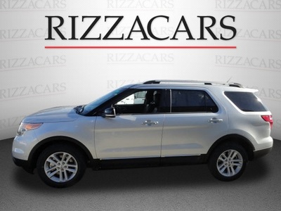 ford explorer 2013 silver suv xlt flex fuel 6 cylinders 2 wheel drive automatic with overdrive 60546
