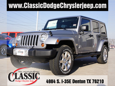 jeep wrangler unlimited 2013 silver suv sahara gasoline 6 cylinders 4 wheel drive automatic 76210