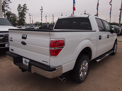 ford f 150 2013 white xlt flex fuel 8 cylinders 2 wheel drive automatic 77338