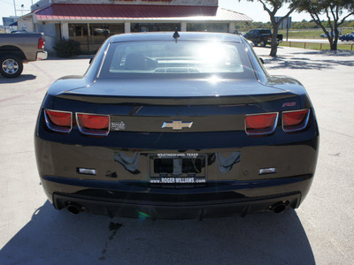 chevrolet camaro 2011 black coupe lt gasoline 6 cylinders rear wheel drive 6 speed automatic 76087