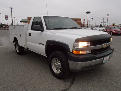 chevrolet silverado 2500 2002 white pickup truck 8 cylinders automatic with overdrive 99336