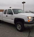 chevrolet silverado 2500hd 2005 white gasoline 8 cylinders rear wheel drive automatic with overdrive 99336