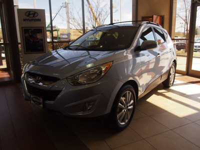 hyundai tucson 2013 gray ltd gasoline 4 cylinders front wheel drive automatic 75070