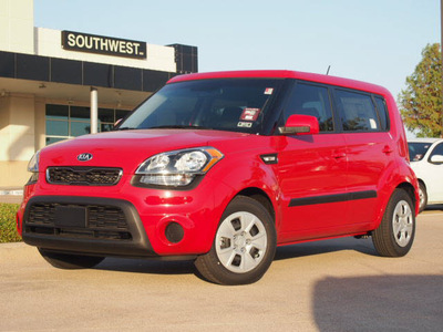 kia soul 2013 red gasoline 4 cylinders front wheel drive automatic 75150