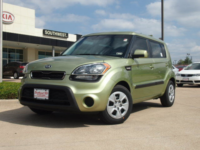 kia soul 2013 green gasoline 4 cylinders front wheel drive automatic 75150