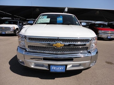 chevrolet silverado 1500 2012 white pickup truck lt flex fuel 8 cylinders 2 wheel drive automatic 76401