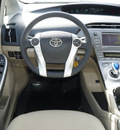 toyota prius 2013 white hatchback three hybrid 4 cylinders front wheel drive automatic 76049