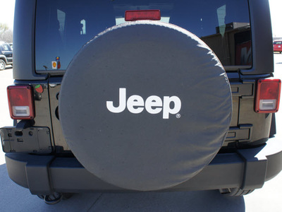 jeep wrangler 2012 black suv sport gasoline 6 cylinders 4 wheel drive automatic 75110
