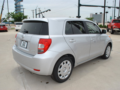 scion xd 2012 silver hatchback gasoline 4 cylinders front wheel drive automatic 76011