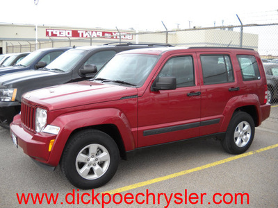 jeep liberty 2012 red suv sport gasoline 6 cylinders 4 wheel drive automatic 79925