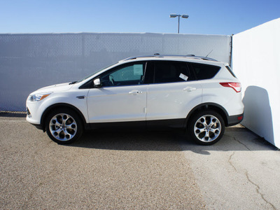 ford escape 2013 off white suv titanium gasoline 4 cylinders front wheel drive 6 speed automatic 75235