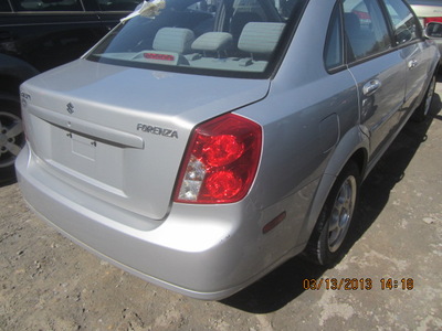 suzuki forenza