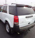 saturn vue 2004 white suv gasoline 6 cylinders all whee drive automatic 45342