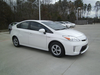 toyota prius 2013 white hatchback three hybrid 4 cylinders front wheel drive automatic 75569