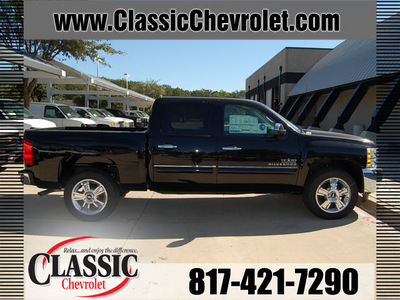 chevrolet silverado 1500 2013 black lt flex fuel v8 2 wheel drive automatic 76051