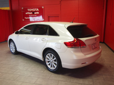 toyota venza 2010 white suv fwd 4cyl gasoline 4 cylinders front wheel drive automatic 76116
