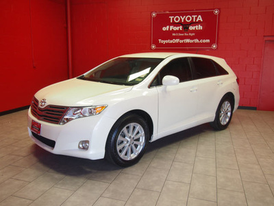 toyota venza 2010 white suv fwd 4cyl gasoline 4 cylinders front wheel drive automatic 76116