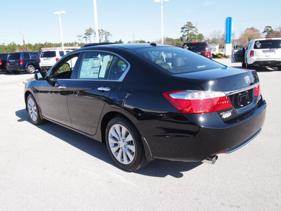 honda accord 2013 black sedan touring gasoline 6 cylinders front wheel drive automatic 28557