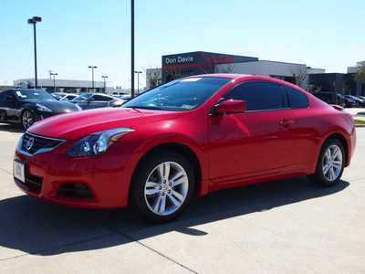 nissan altima 2012 red coupe 2 5 s gasoline 4 cylinders front wheel drive automatic 76018