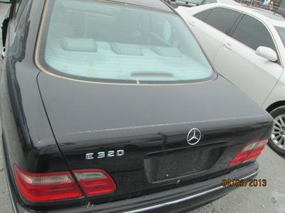 mercedes benz e320