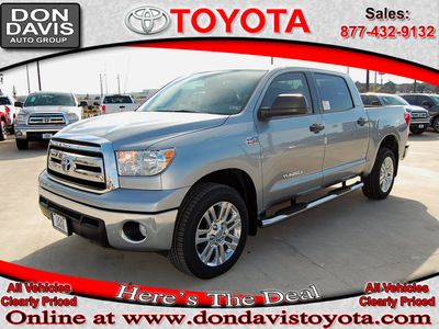 toyota tundra 2013 silver grade gasoline 8 cylinders 2 wheel drive automatic 76011